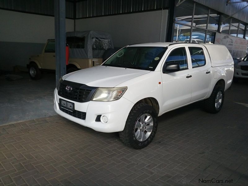 Toyota Hilux 2.5 D4D SRX 4x4 DC in Namibia