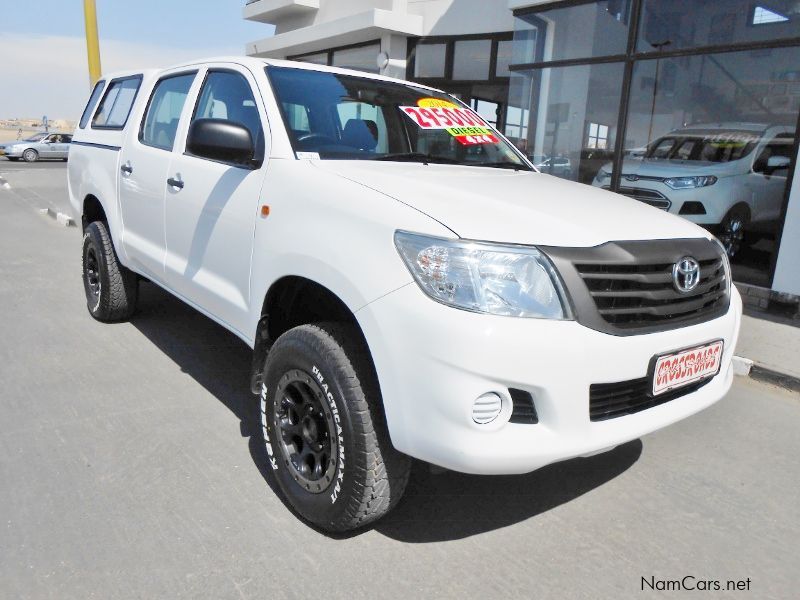 Toyota Hilux 2.5 D4D SRX D/C 4X4 in Namibia