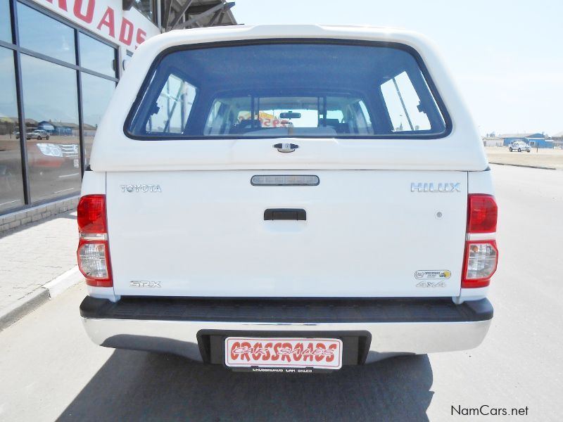 Toyota Hilux 2.5 D4D SRX D/C 4X4 in Namibia