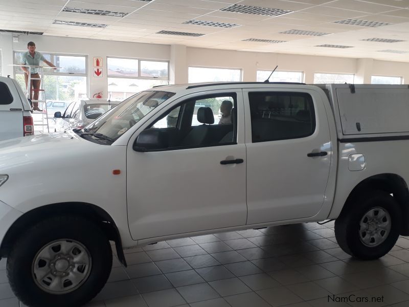 Toyota Hilux 2.5 D4D SRX D/C 4x4 in Namibia