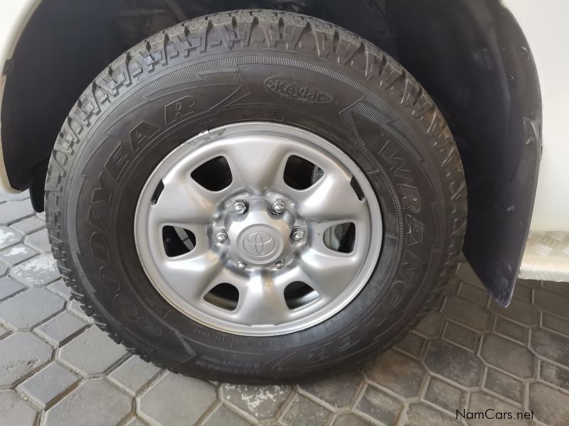 Toyota Hilux 2.5 D4D SRX S/C 4x4 in Namibia