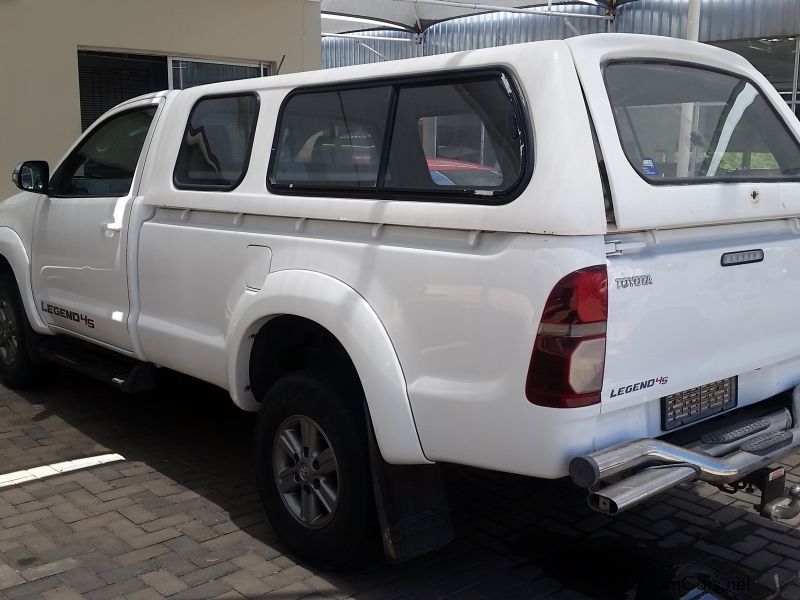 Toyota Hilux 2.7i SC Legend 45 4x2 in Namibia