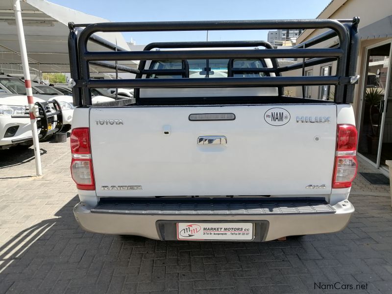 Toyota Hilux 3.0 D4D D/C A/T 4X4 in Namibia