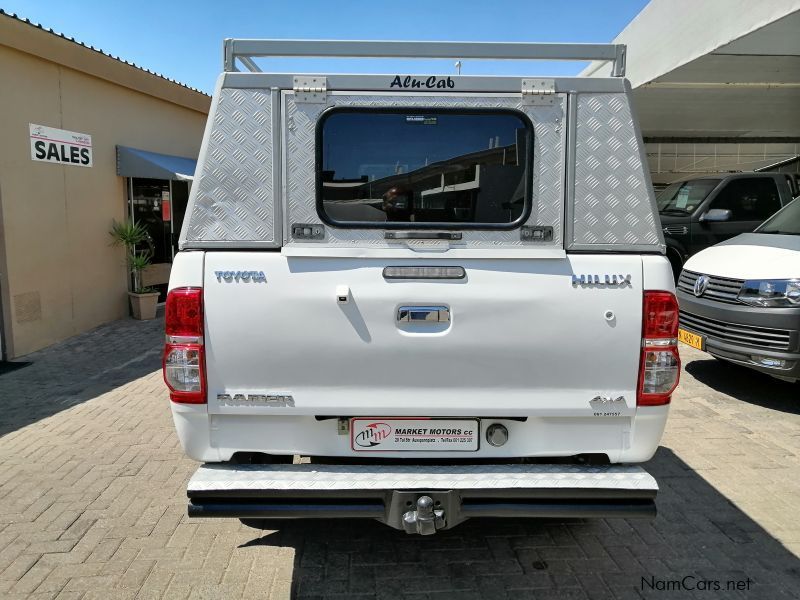 Toyota Hilux 3.0 D4D Raider 4x4 A/T in Namibia