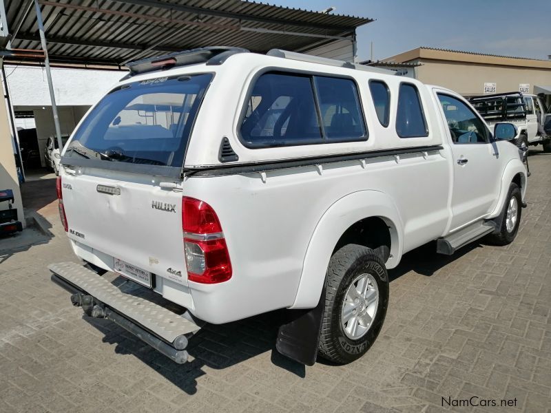 Toyota Hilux 3.0 D4D Raider 4x4 M/T in Namibia