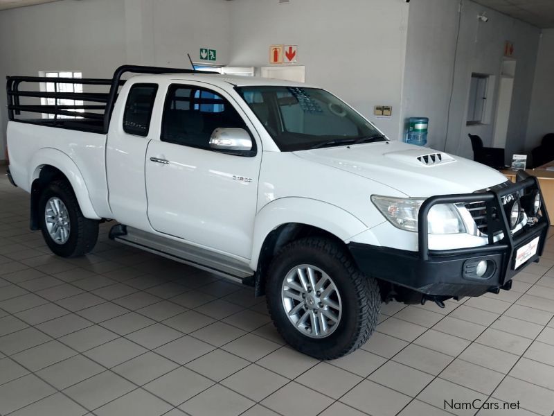 Toyota Hilux 3.0 D4D Xcabe 4x4 in Namibia