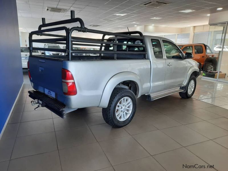 Toyota Hilux 3.0D4d Raider E/C 4x4 MT in Namibia