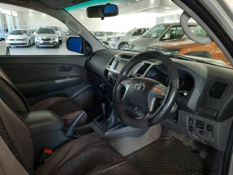 Toyota Hilux 3.0D4d Raider E/C 4x4 MT in Namibia