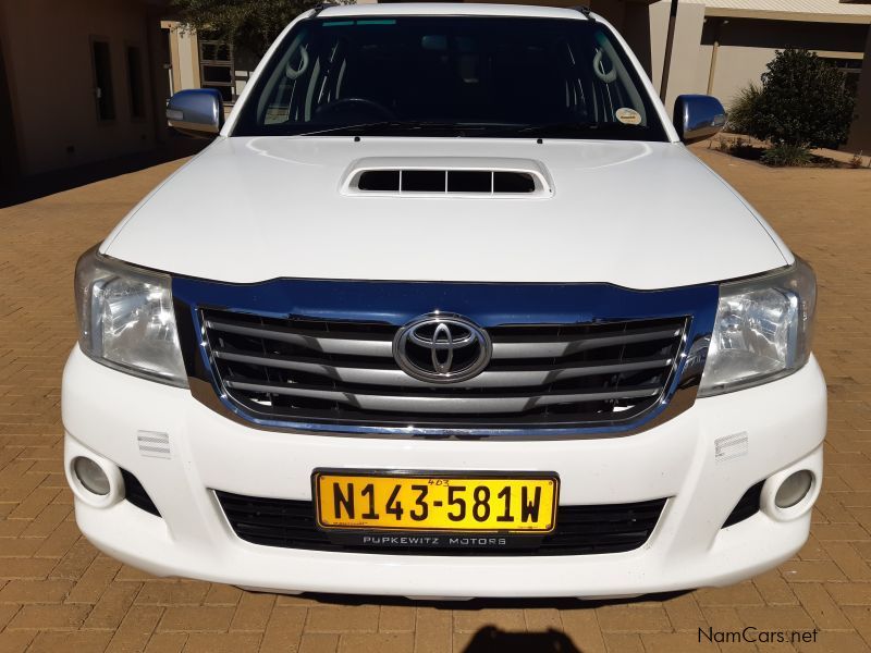Toyota Hilux 3.0L D4D Raider Auto D/Cab 4x4 in Namibia