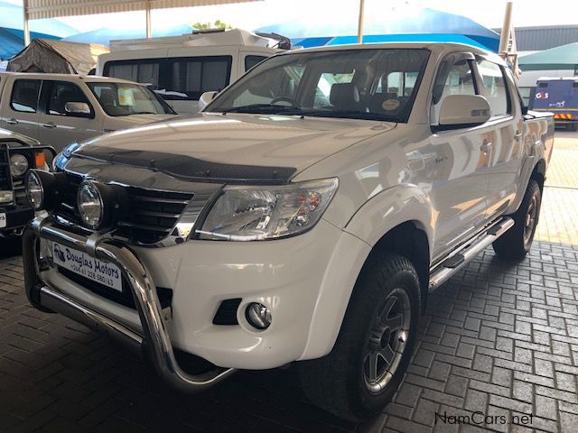 Toyota Hilux 4.0 V6 A/T 4x4 in Namibia