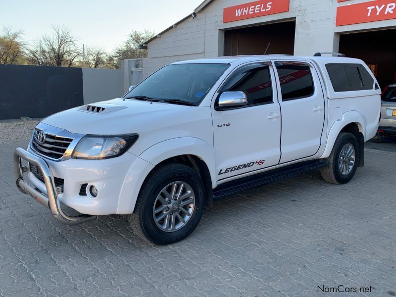 Toyota Hilux Legend 45 4x4 in Namibia