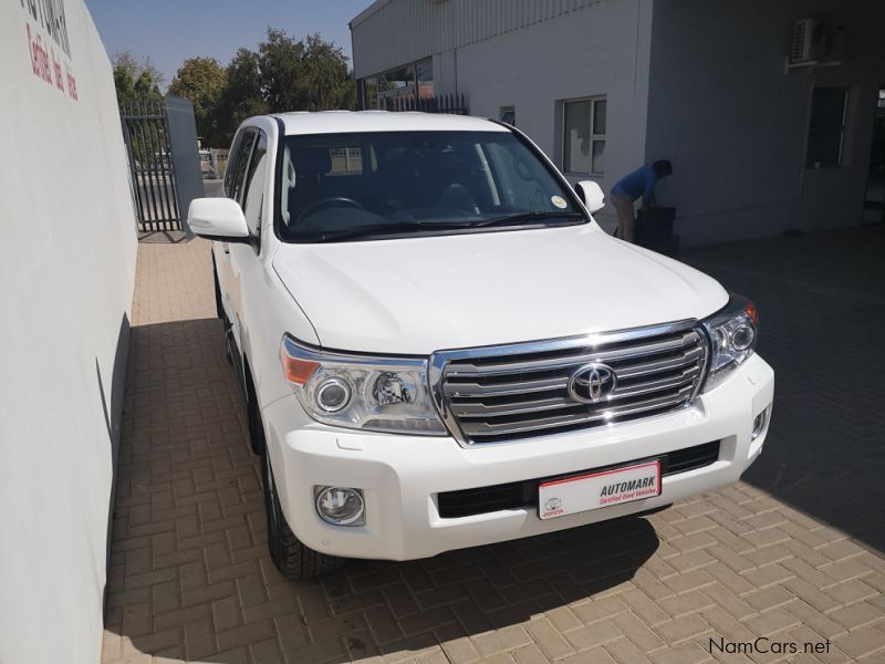 Toyota LAND CRUISER 200 SERIES in Namibia