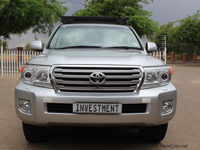 Toyota LANDCRUISER 200 SERIES VX A/T in Namibia