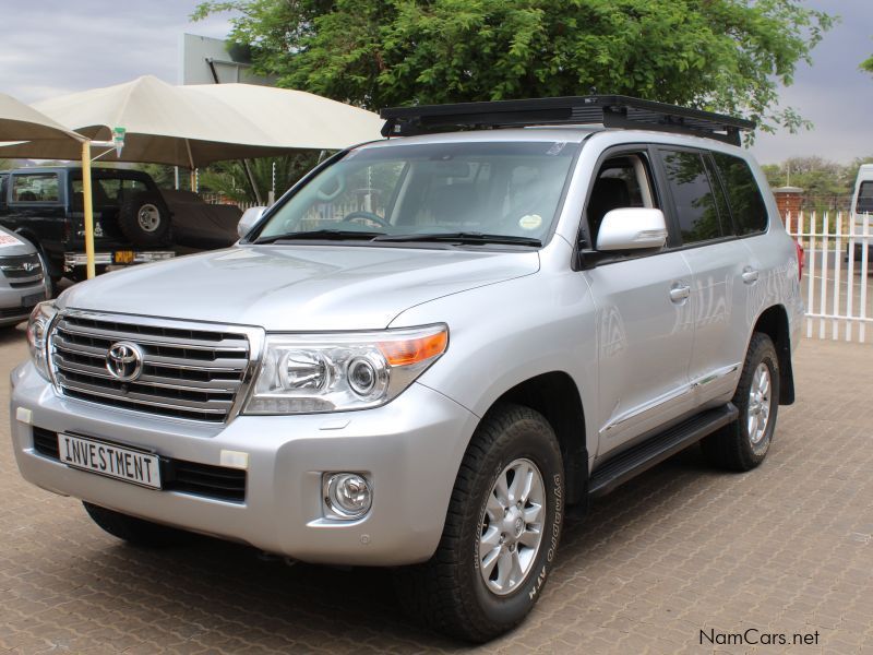 Toyota LANDCRUISER 200 SERIES VX A/T in Namibia