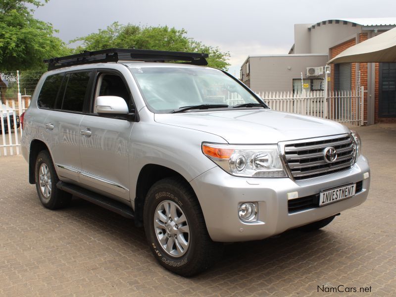 Toyota LANDCRUISER 200 SERIES VX A/T in Namibia