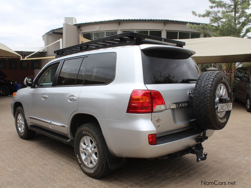 Toyota LANDCRUISER 200 SERIES VX A/T in Namibia