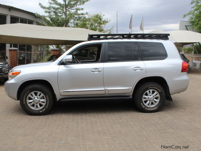 Toyota LANDCRUISER 200 SERIES VX A/T in Namibia