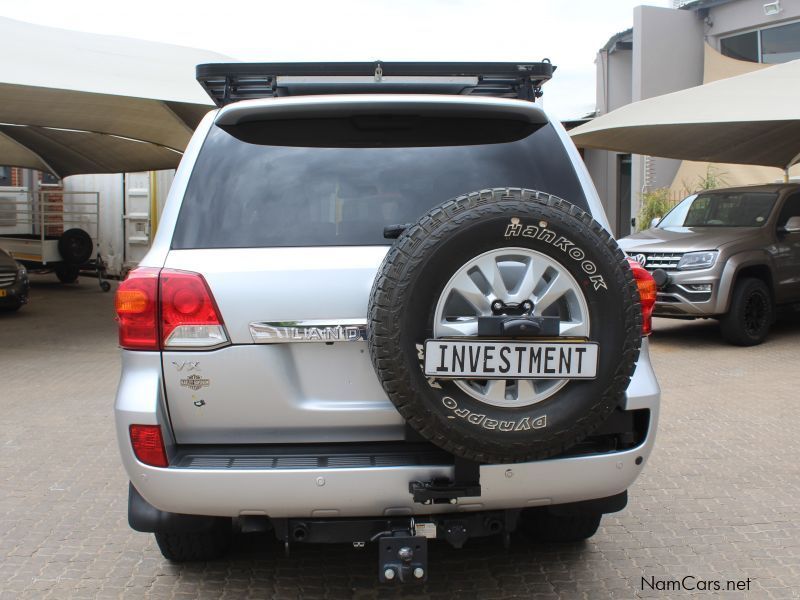 Toyota LANDCRUISER 200 SERIES VX A/T in Namibia