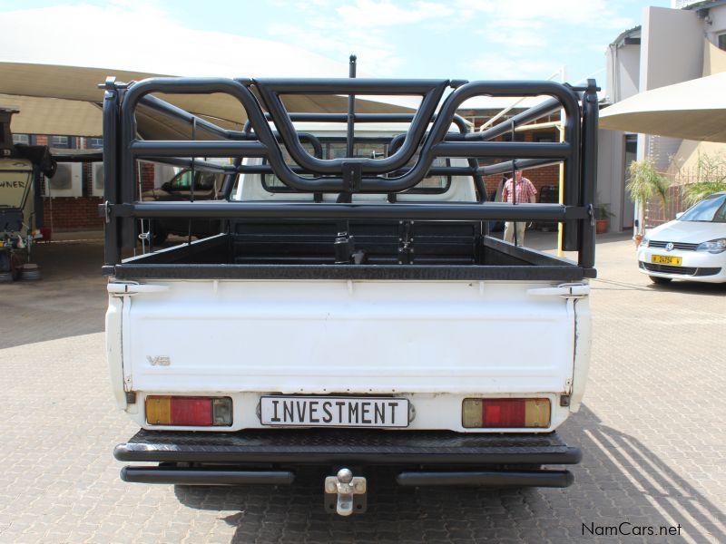 Toyota LANDCRUISER 4.0 V6 S/C 4X4 in Namibia