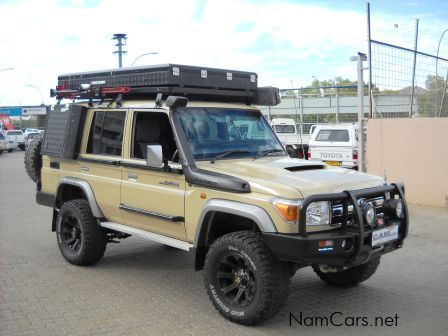 Toyota Land Cruise 76 V8 Diesel 4x4 SUV in Namibia