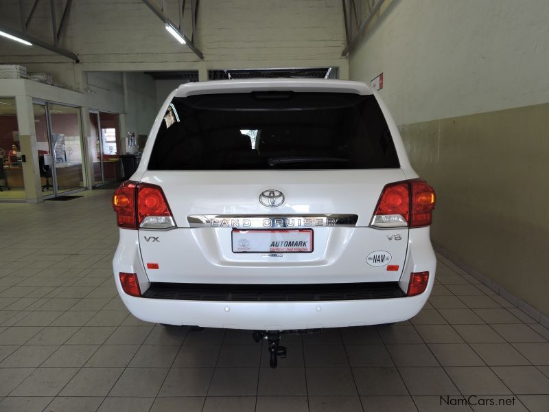 Toyota Land Cruiser 200 V8 4.5D V8 in Namibia