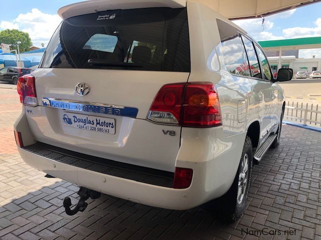 Toyota Land Cruiser 200 VX 4.5D in Namibia