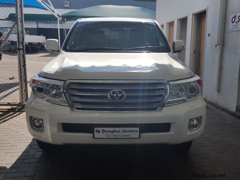 Toyota Land Cruiser 200S 4.5D VX V8 A/T in Namibia