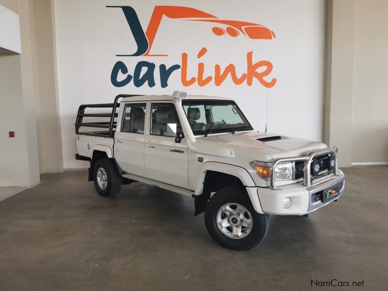 Toyota Land Cruiser 4.5 LX V8 in Namibia