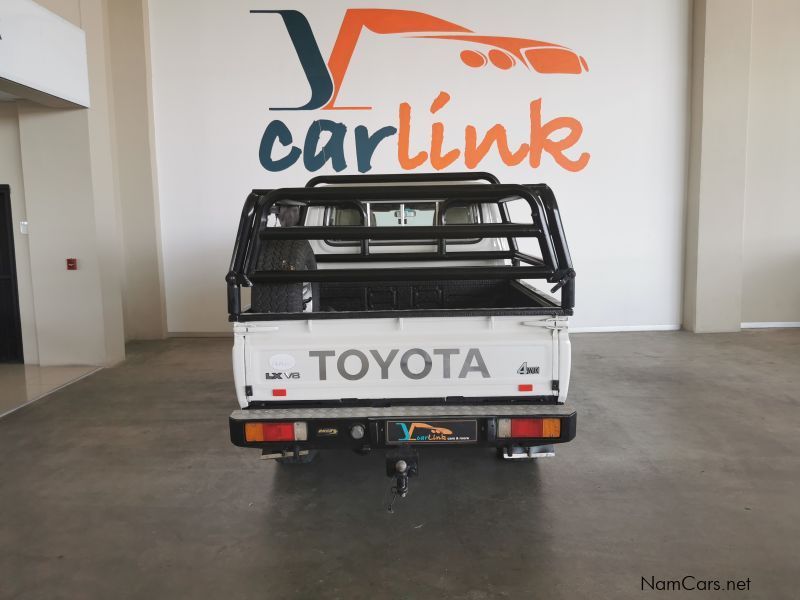 Toyota Land Cruiser 4.5 LX V8 in Namibia