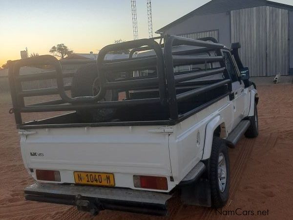 Toyota Land Cruiser S/C V8 in Namibia