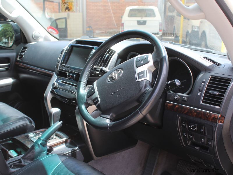 Toyota Land cruiser 200 Series 4.5 D4D in Namibia