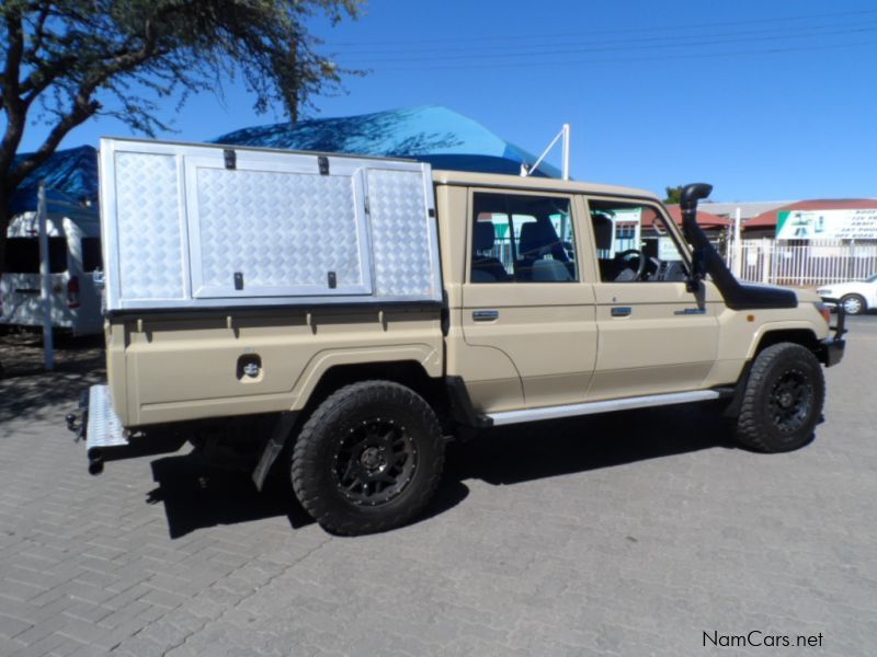 Toyota Landcruiser 4.0 V6 D/cab in Namibia