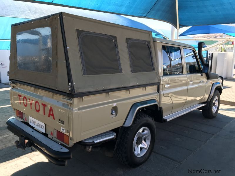 Toyota Landcruiser 4.2 D/C in Namibia