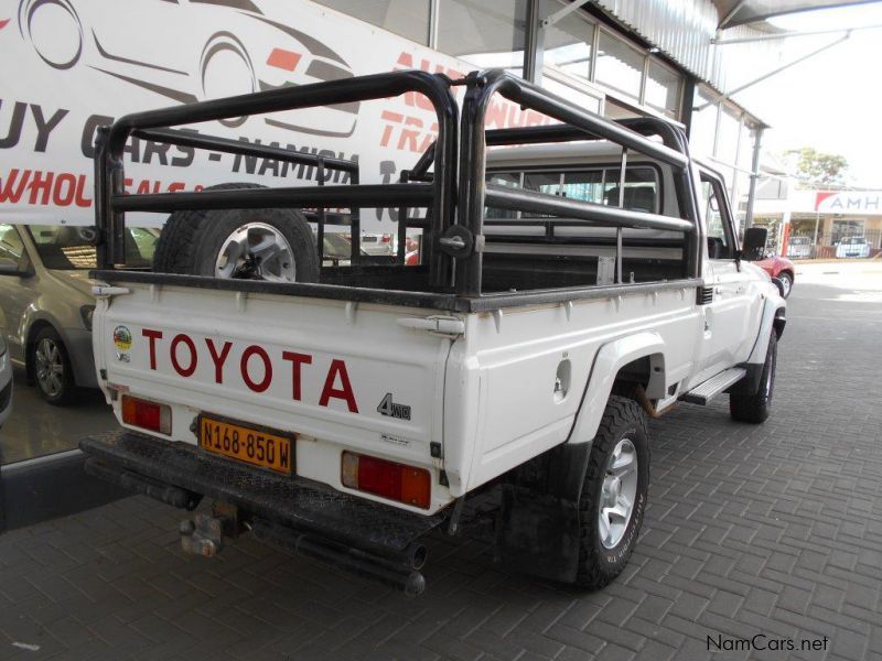 Toyota Landcruiser 79 4.0p P/u S/c in Namibia