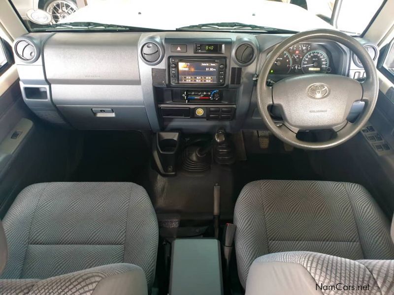 Toyota Landcruiser D/C 4.0 V6 in Namibia