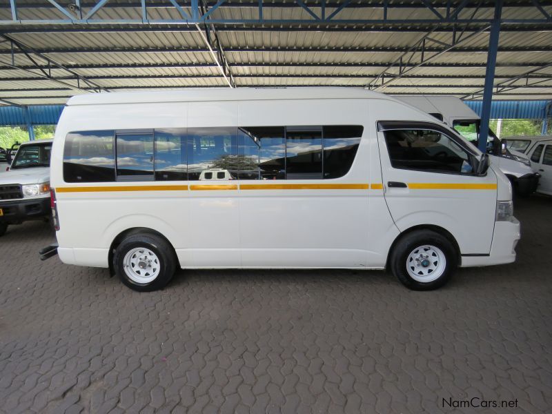 Toyota QUANTUM 2.7 VVTI 15 SEATER SESFIKILE in Namibia
