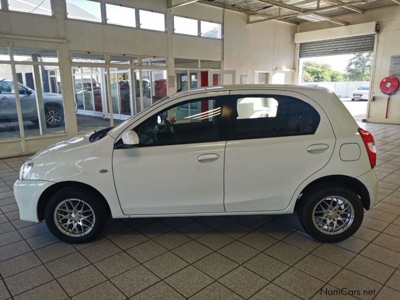 Toyota TOYOTA ETIOS 1.5 XS HB in Namibia