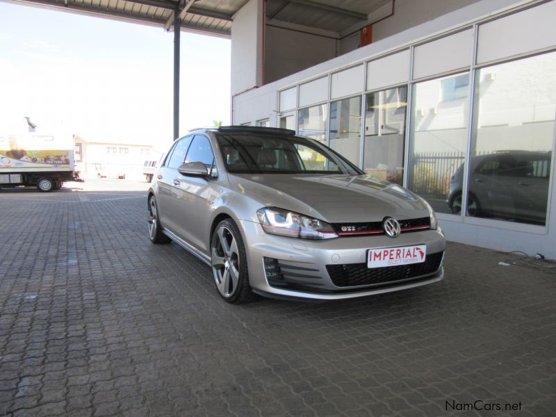 Volkswagen Golf vii GTi DSG in Namibia
