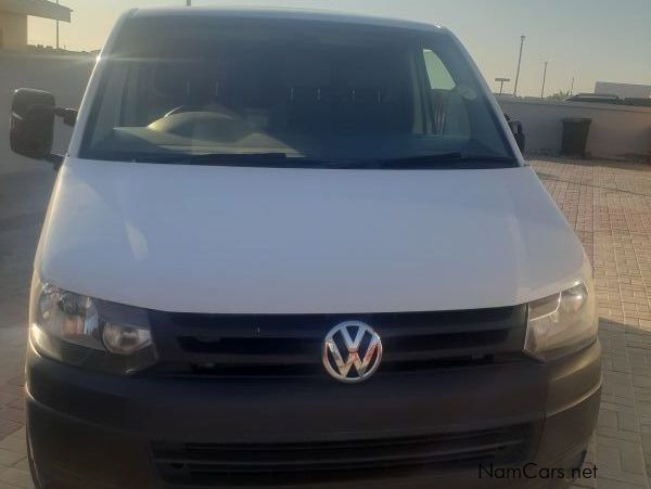 Volkswagen Transporter Kombi in Namibia