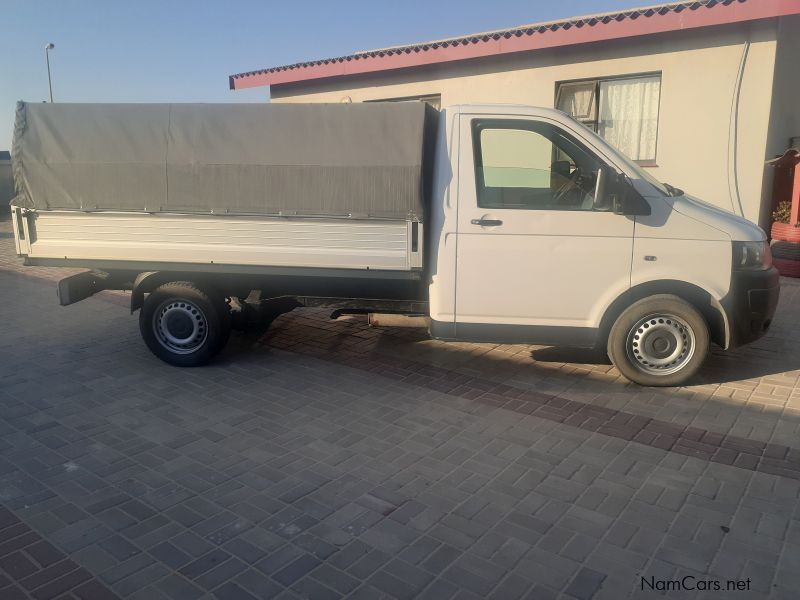 Volkswagen Transporter Kombi in Namibia