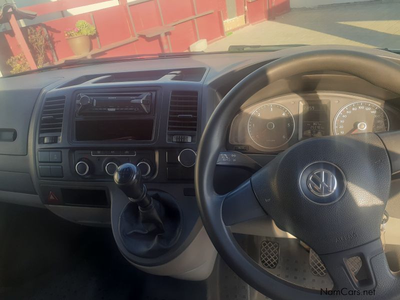 Volkswagen Transporter Kombi in Namibia