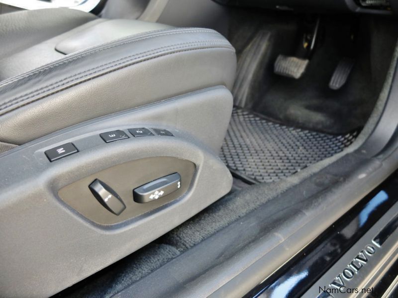 Volvo S60 D4 in Namibia