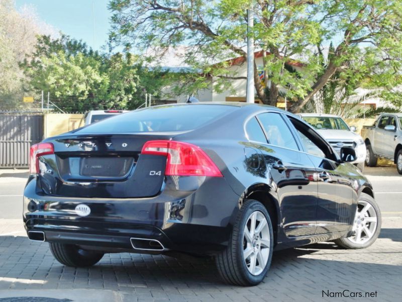 Volvo S60 D4 in Namibia