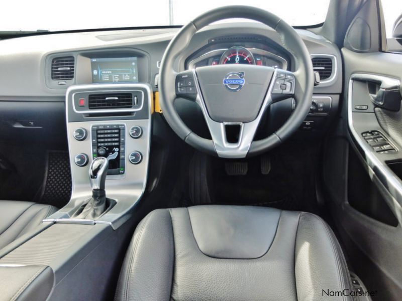 Volvo S60 D4 in Namibia
