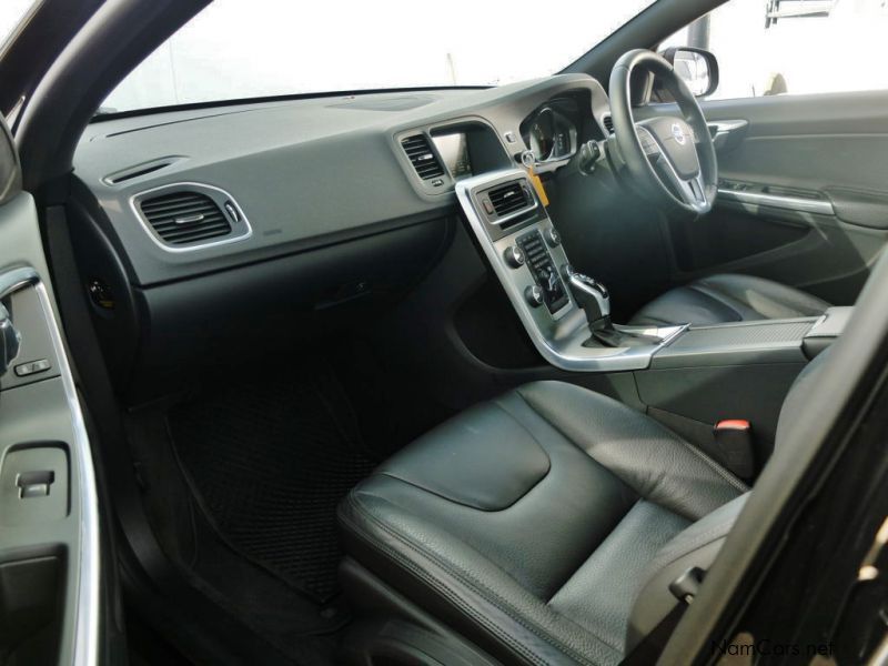 Volvo S60 D4 in Namibia
