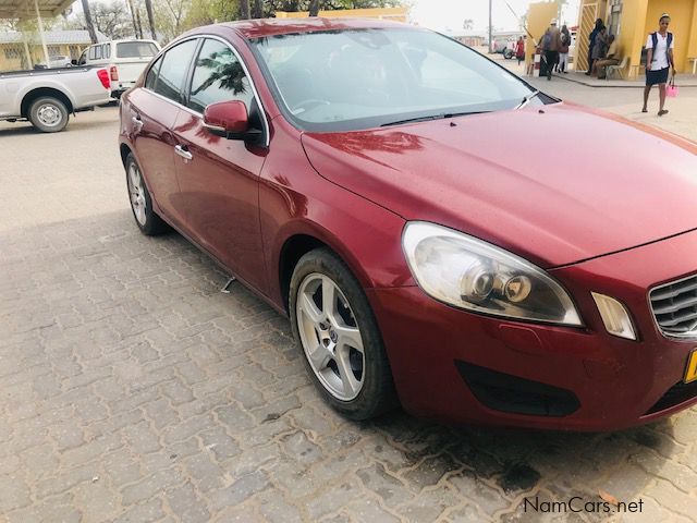 Volvo S60 T4 2.5 T4 in Namibia