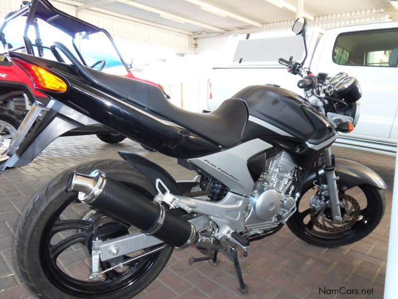 Yamaha YBR 250 in Namibia