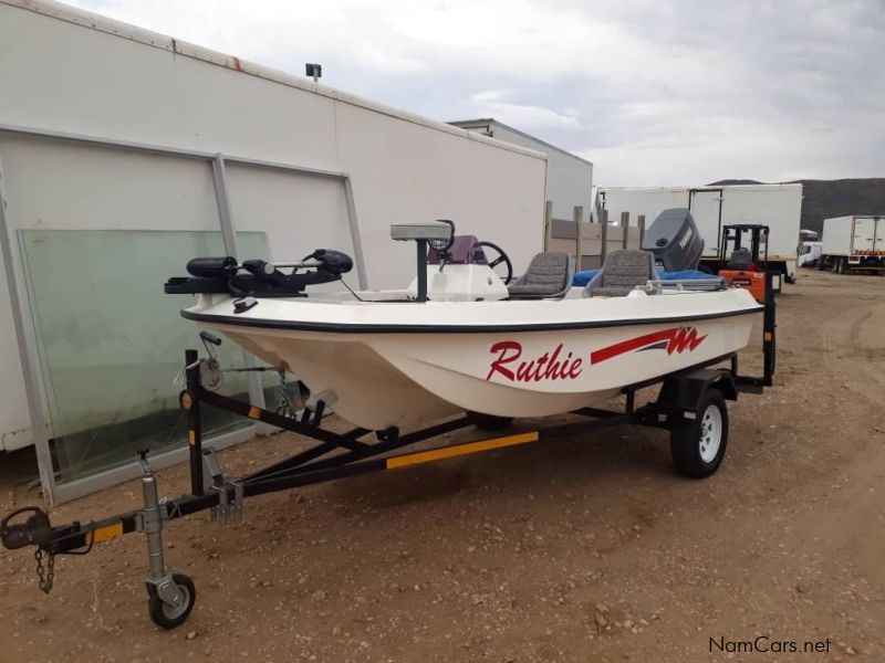  Bass Boat with 80Hp Yamaha and Trawling Motor in Namibia