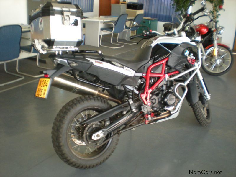 BMW F800GS in Namibia