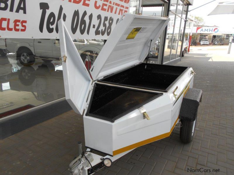 Camp Master Roadster 200 in Namibia